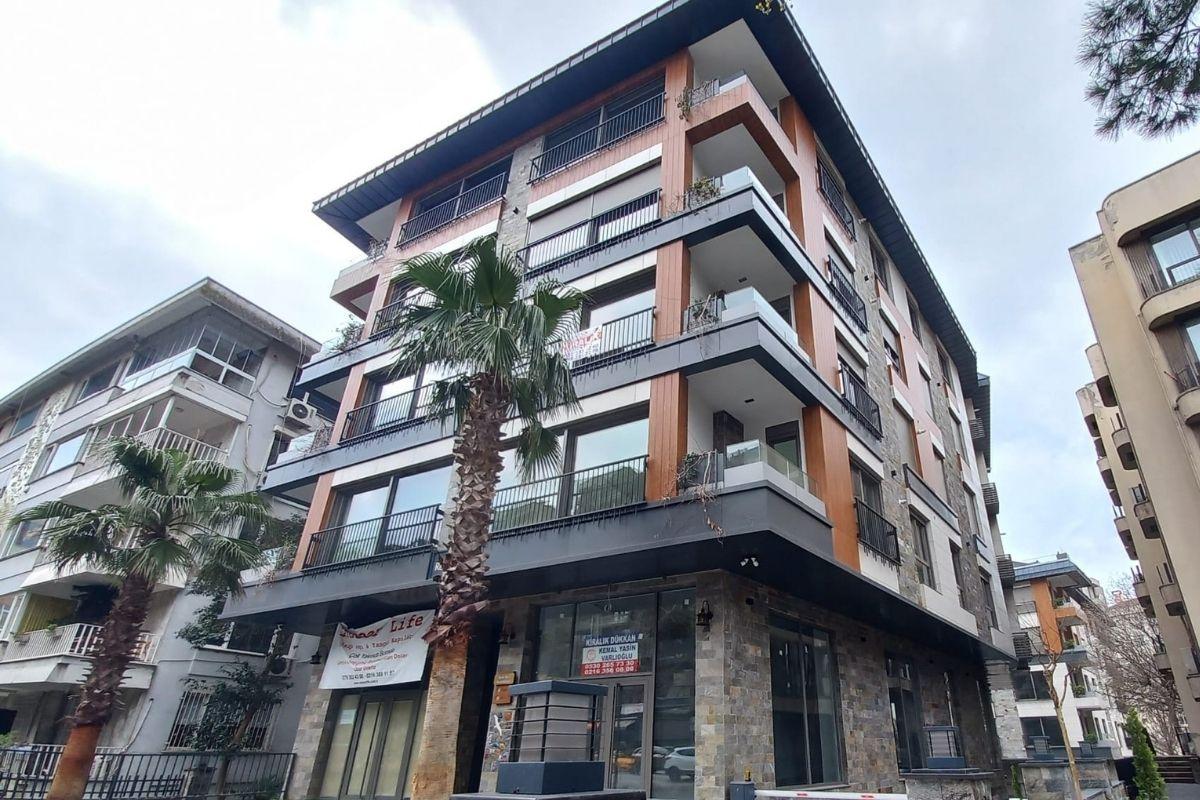 Raif Bey Apt. Feneryolu İstanbul